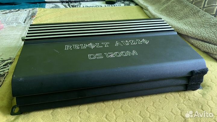 Свбвуфер Kicker