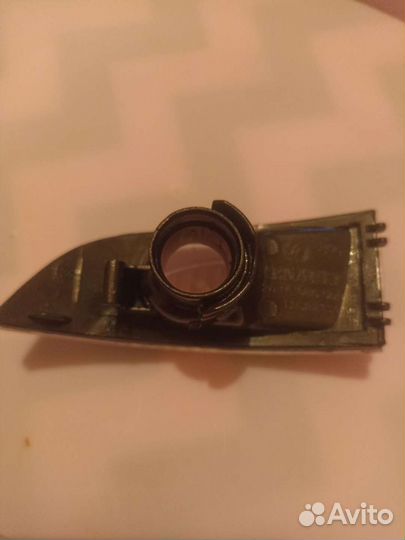 Повторитель поворотника в зеркало (правый) fluence