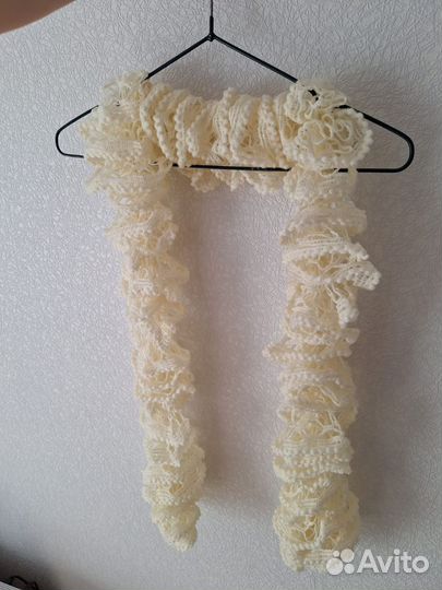 Шарф ручной работы из фантазийной пряжи