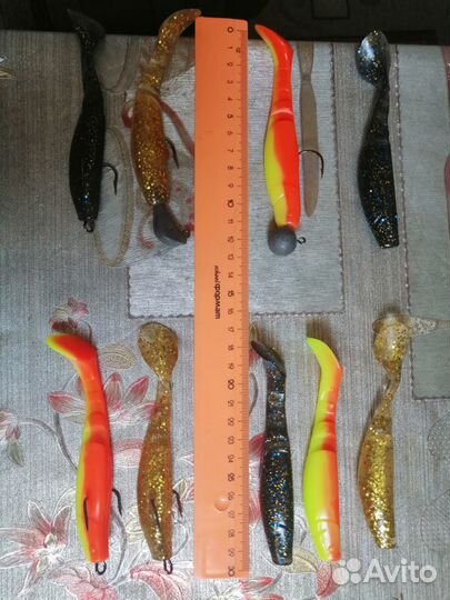 Виброхвосты и твистеры,ларвы,рачки