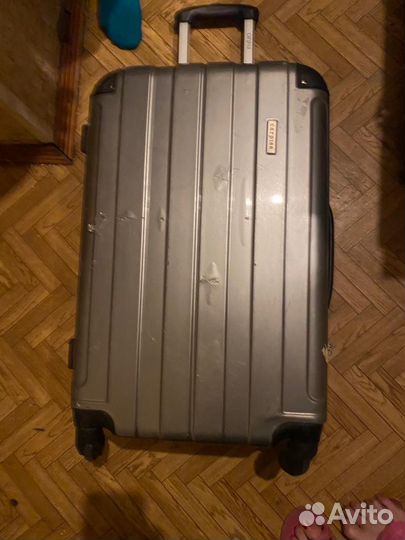 Чемодан caprisa