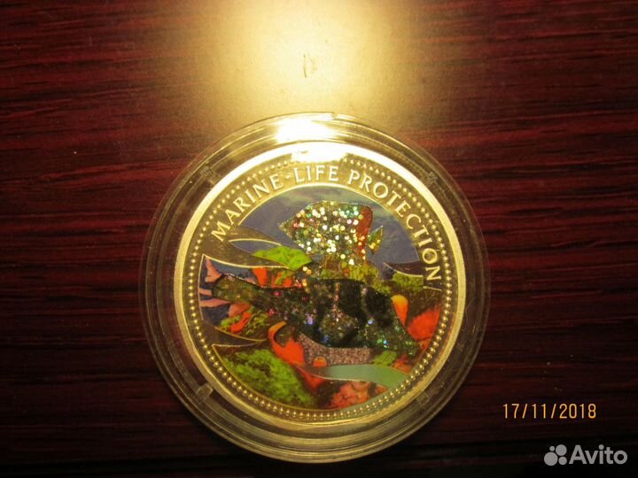 Продам монету серебро 