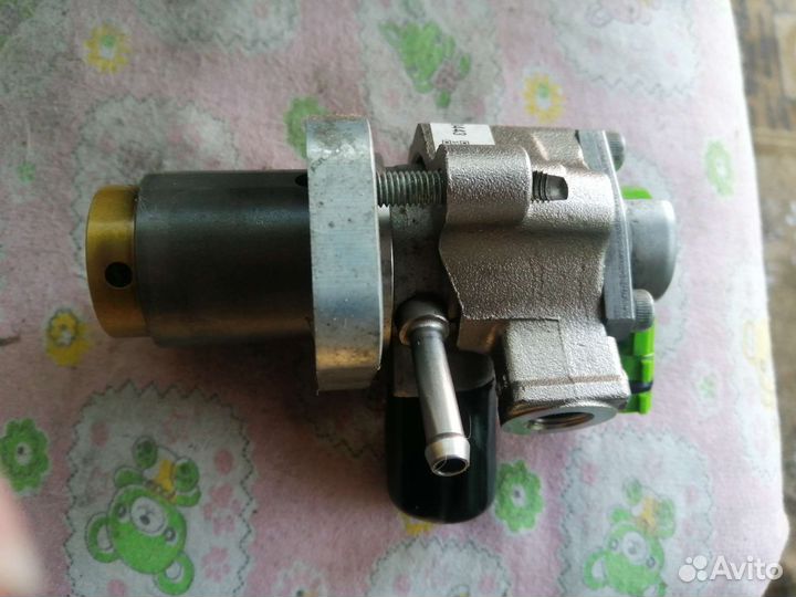 Топливный насос toyota