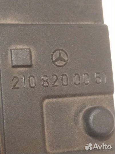 Кнопки подогрева сидений Mercedes Benz w210
