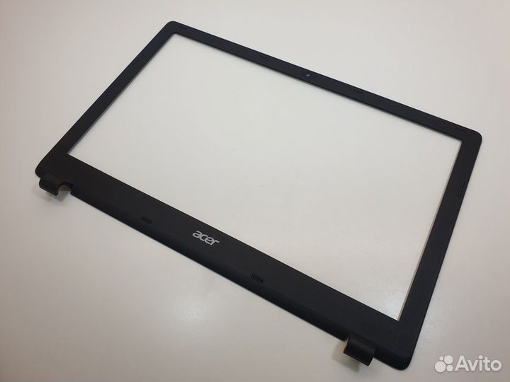 Рамка матрицы Acer E5-571 AP154000500