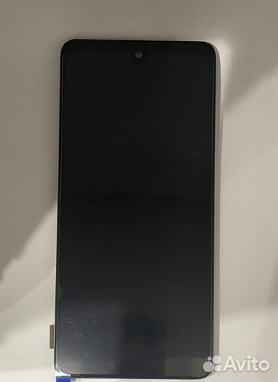 Дисплей в рамке на Samsung А51