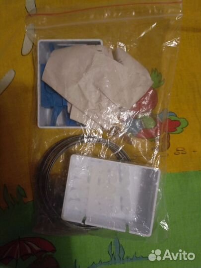 Карниз струнный