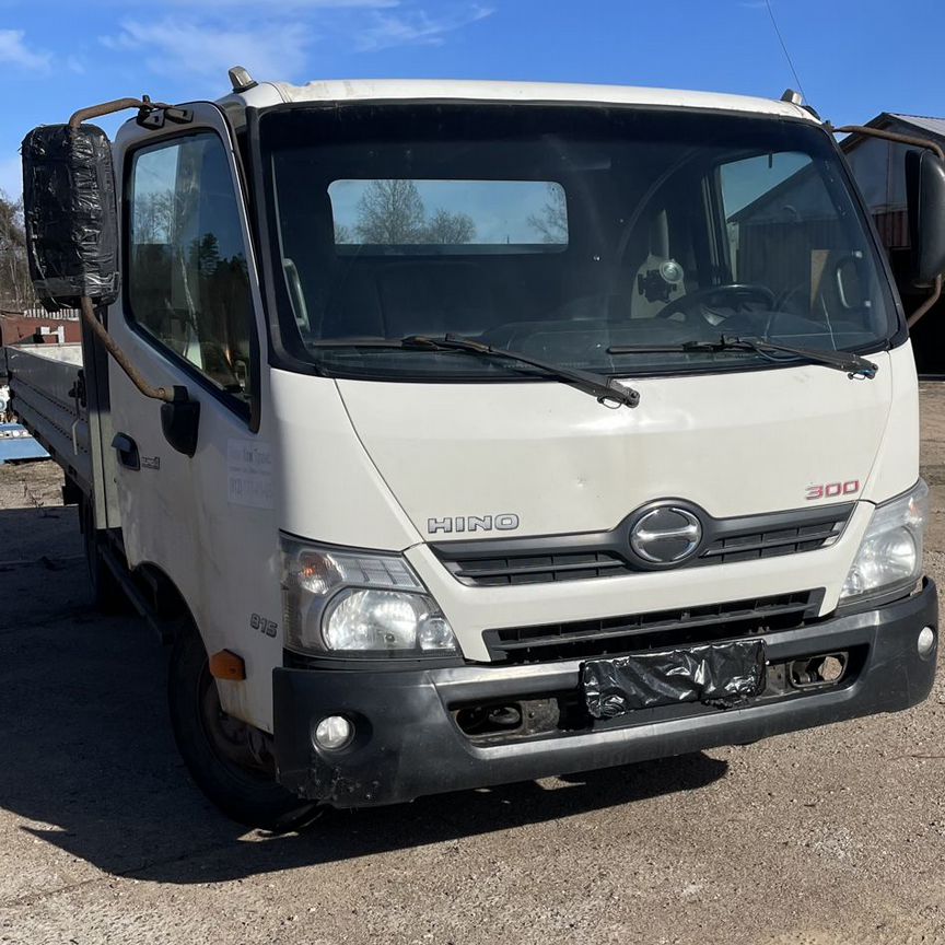 Купить грузовик Hino 🚛 от 1 390 000 ₽ в Ленинградской