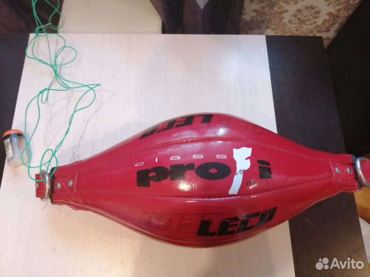 Груша на растяжках