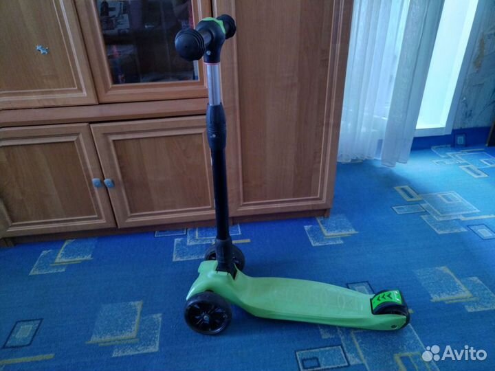 Самокат детский трехколесный бу