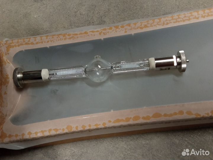 Лампа osram 1HTI 700 w/d4/75