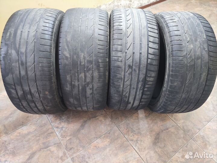 Bridgestone Dueler H/P 255/50 R19