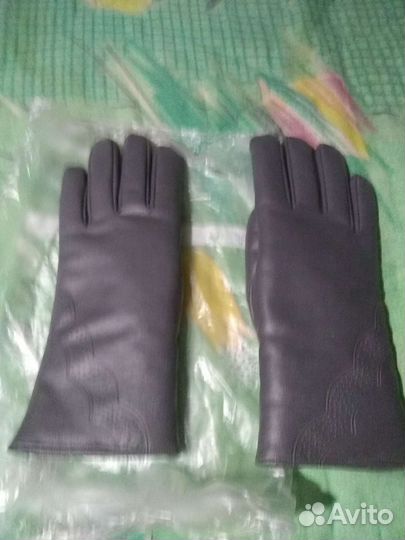Перчатки