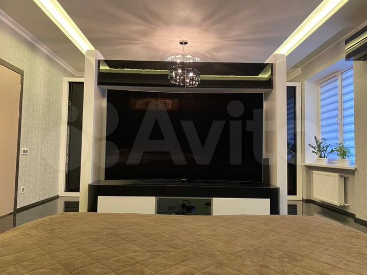 3-к. квартира, 105 м², 6/10 эт.