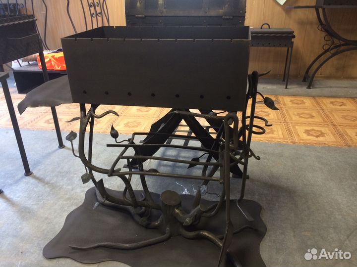 Мангал, коптильня, барбекю