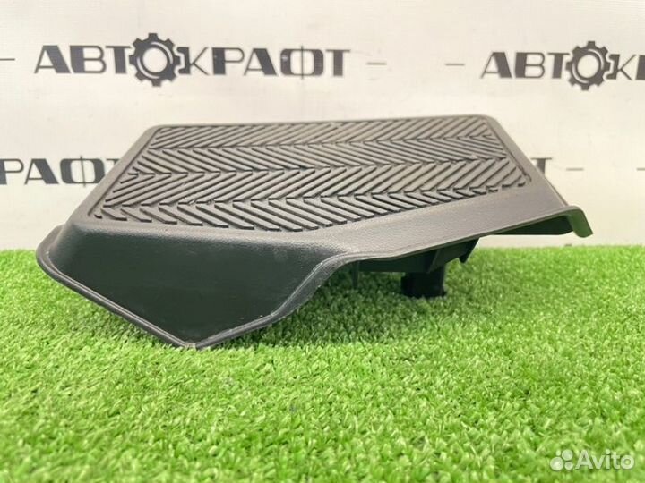 Подставка под ногу Toyota Land Cruiser Prado