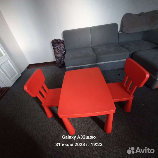 Детский столик и стульчики IKEA