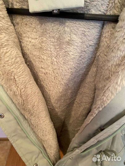 Парка с натуральным мехом 44