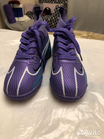 Детские футбольные бутсы