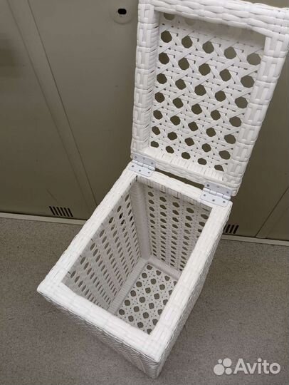 Корзина для белья из ротанга