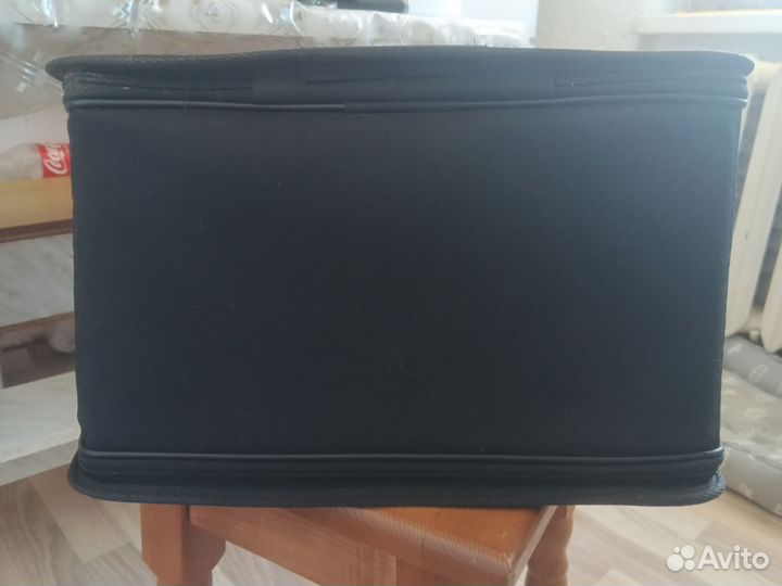 Сумка переноска и когтеточка для животных