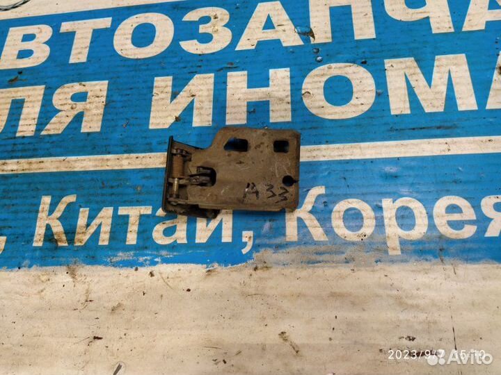 Ручка открывания капота Nissan Maxima A33 00-06