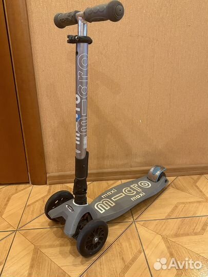 Самокат maxi Micro deluxe складной