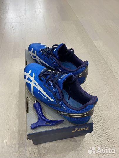 Шиповки asics