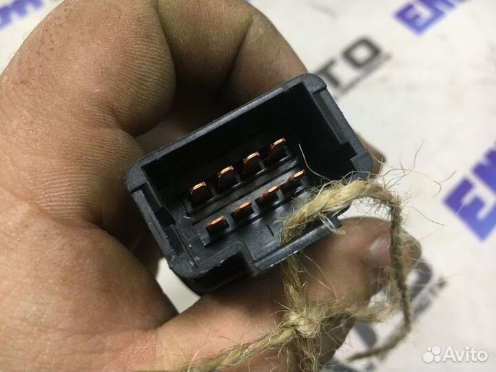 Кнопка аварийной сигнализации Рено Логан