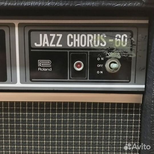 Комбоусилитель гитарный Roland JC-60 Jazz Chorus