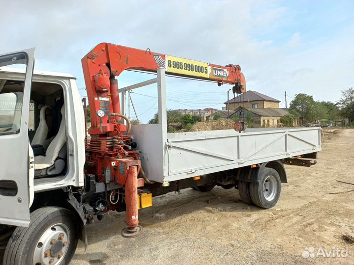 Isuzu NQR75 с КМУ, 2010