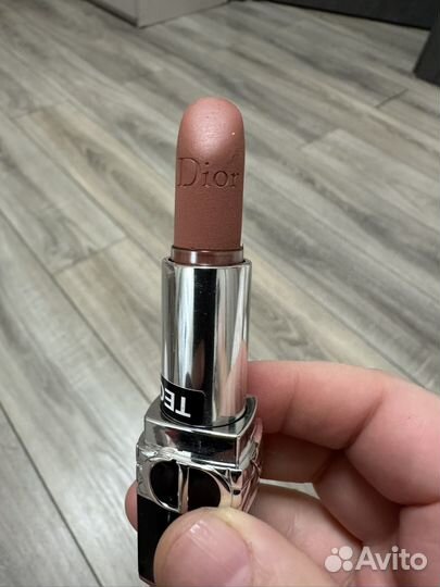 Помада Dior matte balm 100