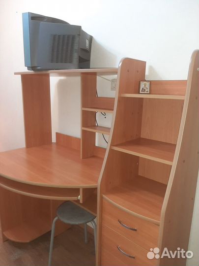 Компьютерный стол