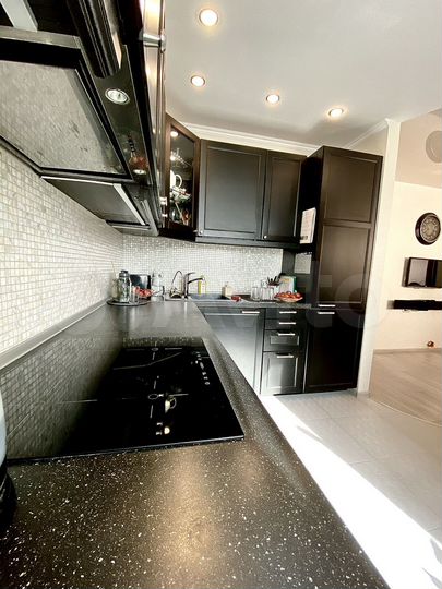 2-к. квартира, 70 м², 20/23 эт.