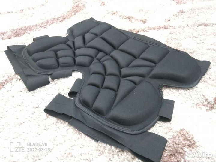 Защитные шорты для сноуборда,лыж,коньков