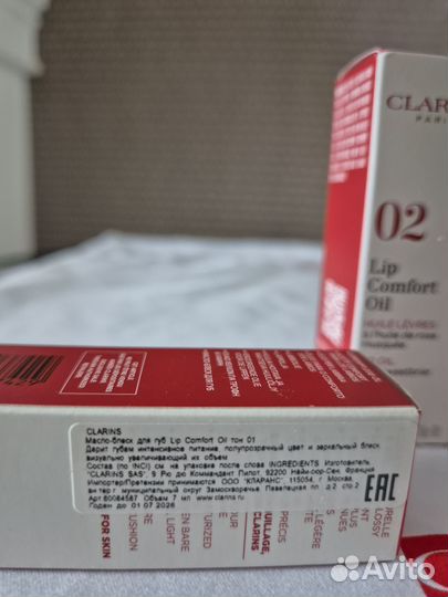 Clarins масло для губ 01, 02, 05