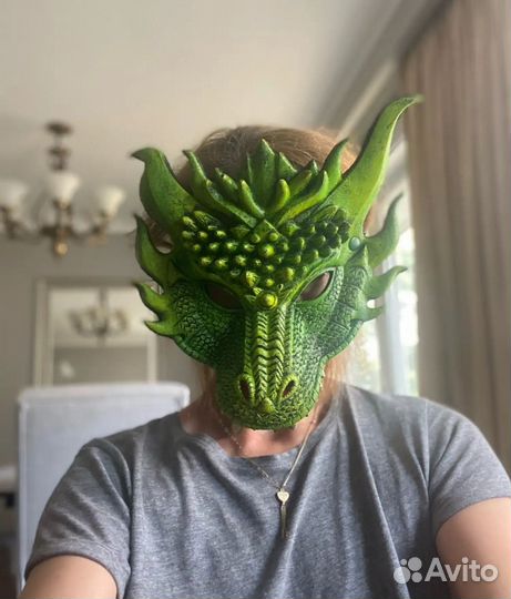 Маска дракон