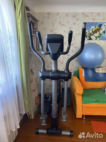 Эллиптический тренажер tourneo