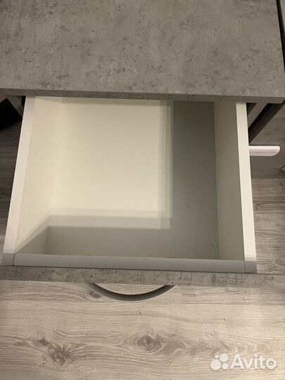 Прикроватная тумба