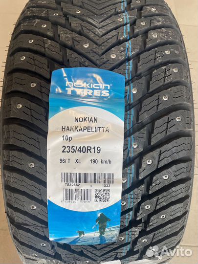 Nokian Tyres Hakkapeliitta 10p 235/40 R19 96T