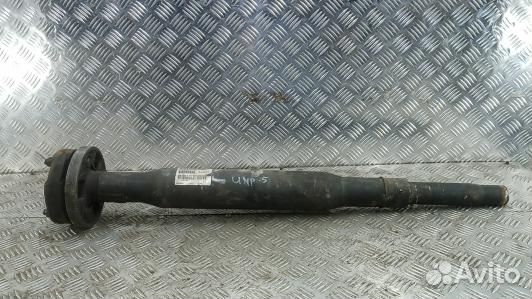 Карданный вал chrysler 300C 1 (UNP05K301)