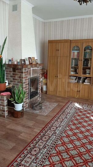 Дом 180 м² на участке 21 сот.