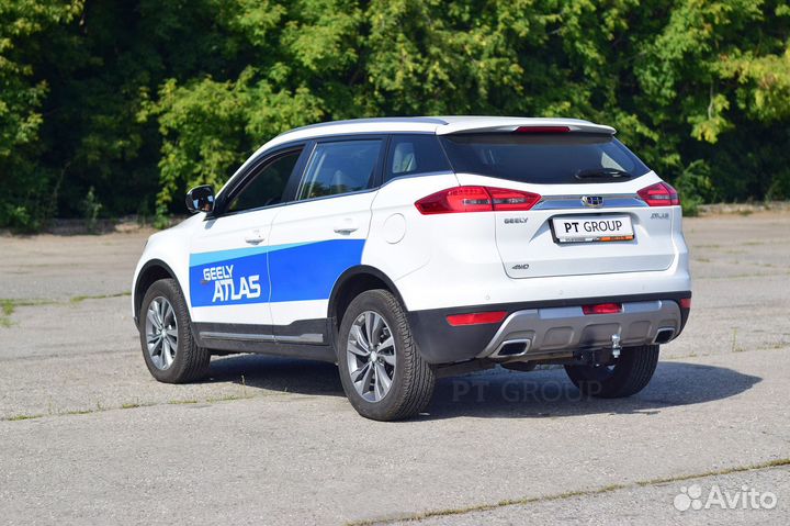 Фаркоп под квадрат Geely Atlas