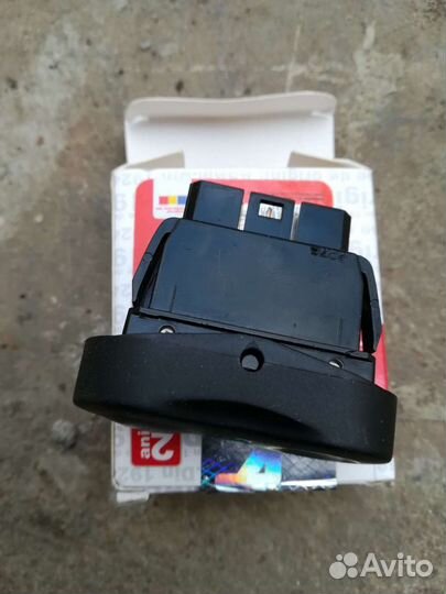 Выключатель стеклоподьемника Рено Логан