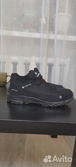 Мужские зимние кроссовки 44 размер, новые