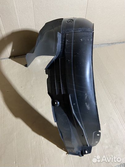 Передние подкрылки Hyundai Solaris 2