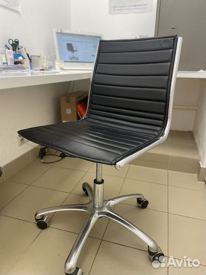 Кресло руковолителя luxy Италия, бу