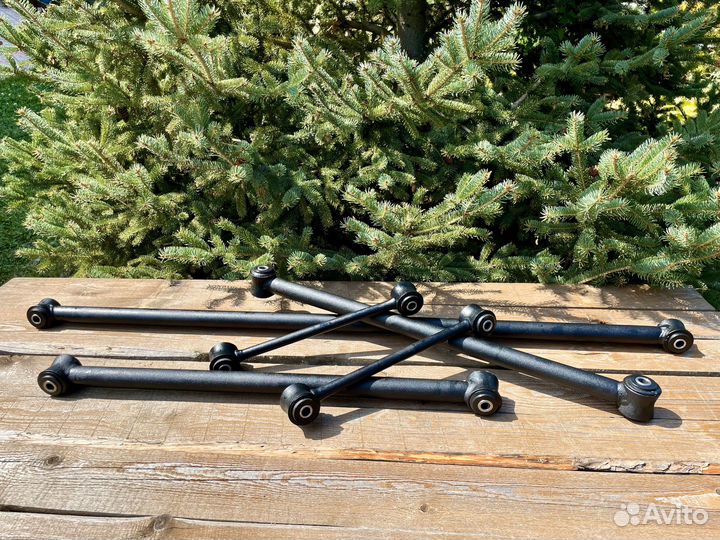 Реактивные штанги задней подвески для Нивы, Ваз