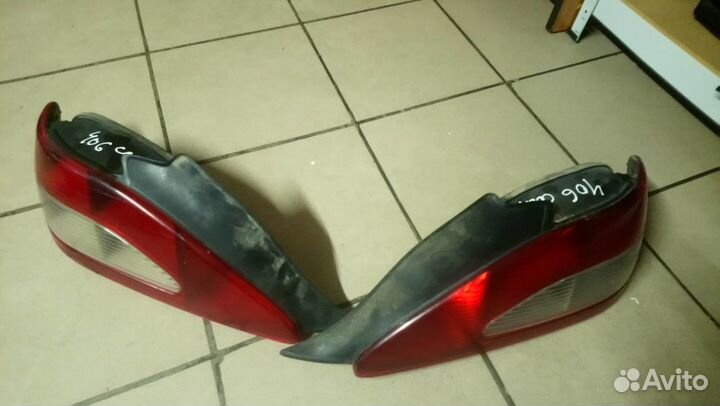 Задние фонари Peugeot 406 купе 2001 год
