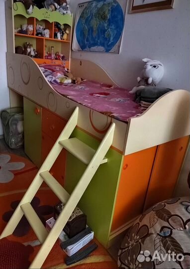 Модульная мебель для детской (любимый дом)
